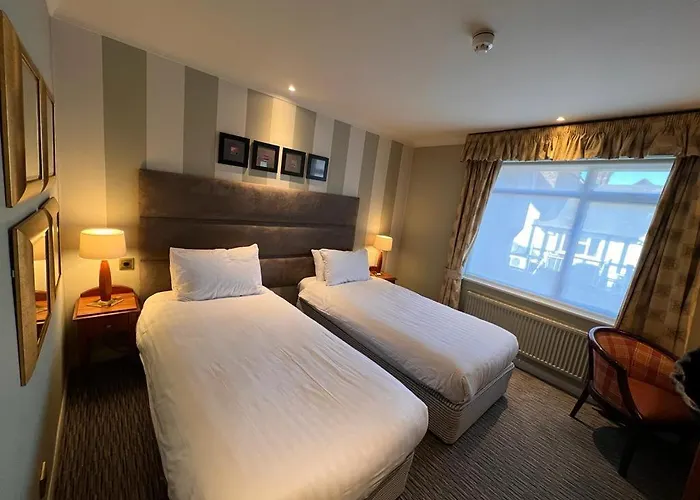 The Manor Hotel Hillingdon